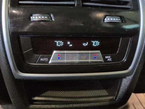 Used 2019 BMW X5 xDrive40i w/ Convenience Package image 40