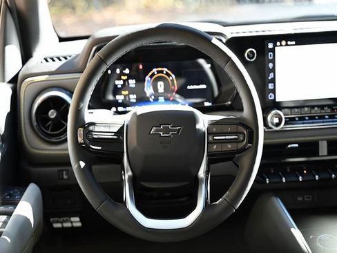 New 2026 Chevrolet Colorado ZR2 w/ Technology Package image 18