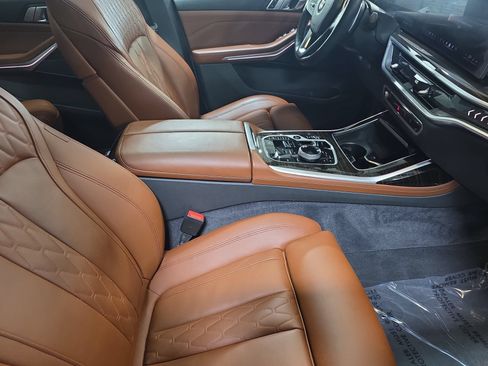 Used 2024 BMW X7 xDrive40i AWD/4WD image 10