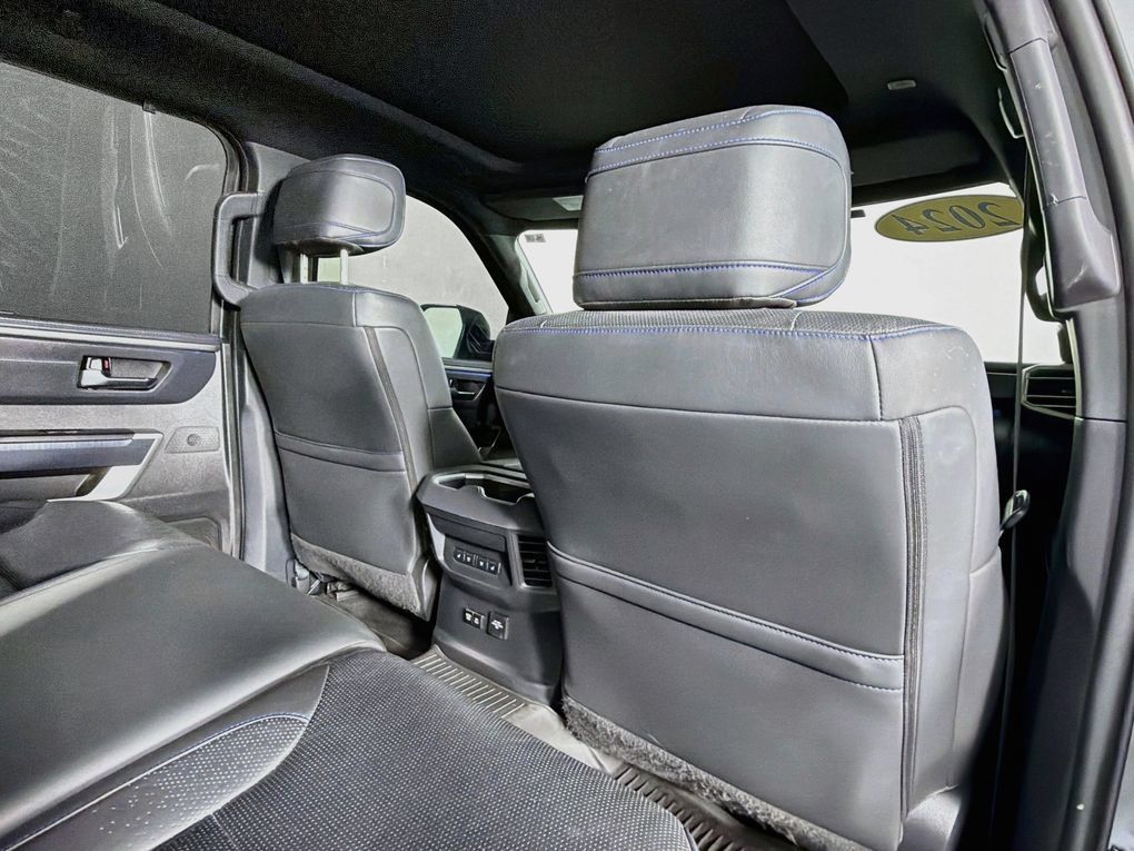 Used 2024 Toyota Tundra Platinum AWD/4WD image 30
