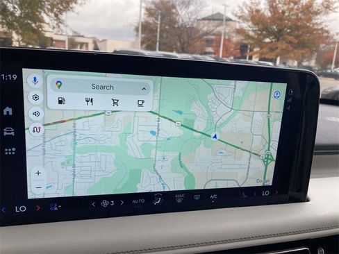 Used 2025 Lincoln Aviator Reserve w/ Equipment Group 201A image 15