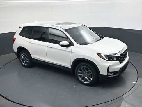 Used 2023 Honda Passport EX-L image 19