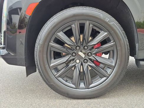 Certified 2023 Cadillac Escalade ESV Sport AWD/4WD image 26