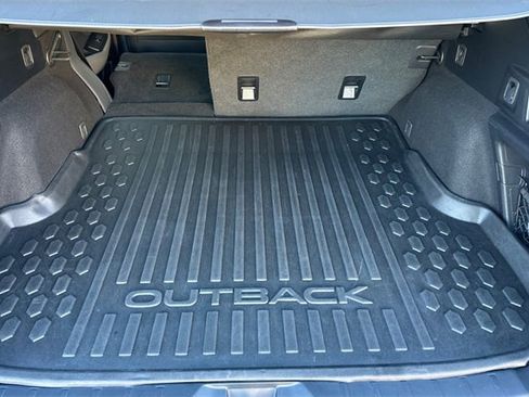 Used 2023 Subaru Outback Onyx Edition image 17