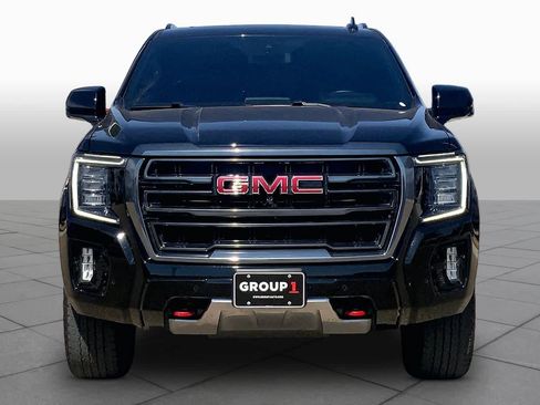 Used 2024 GMC Yukon AT4 w/ AT4 Premium Plus Package AWD/4WD image 4