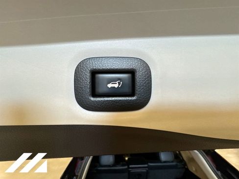Used 2015 Nissan Rogue SL w/ SL Premium Package AWD/4WD image 30