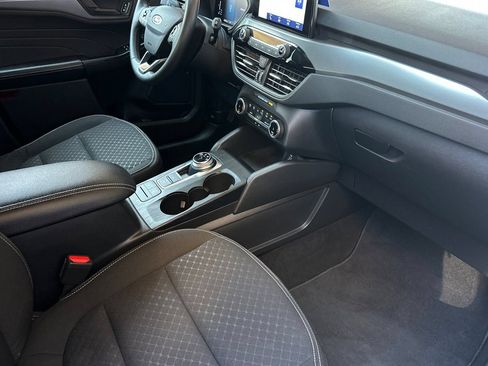 Certified 2024 Ford Escape Active FWD image 15