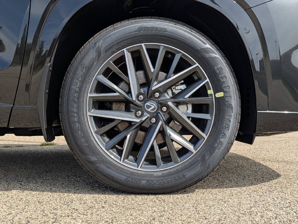 Used 2026 Lexus TX 350 AWD w/ Technology Package image 9