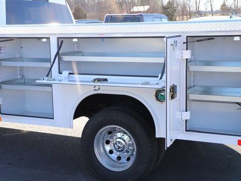 New 2026 RAM 3500 Tradesman w/ Chrome Appearance Group AWD/4WD image 7