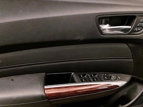 Used 2017 Acura TLX w/ Technology Package image 22