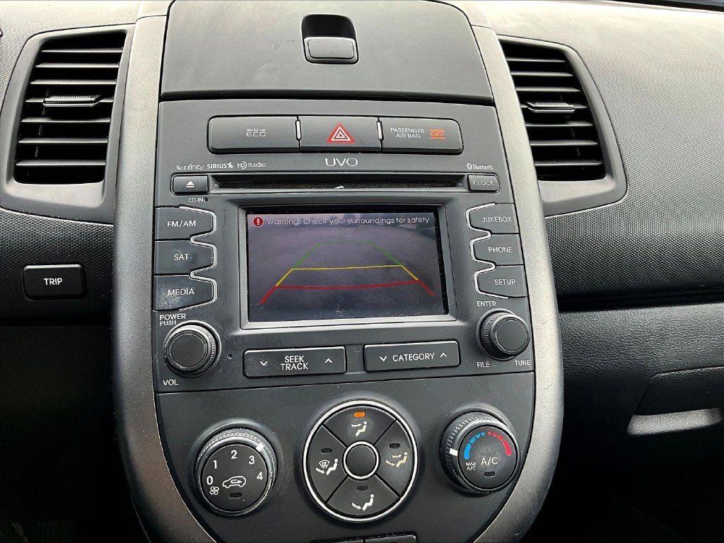 Used 2012 Kia Soul + w/ Audio Pkg FWD image 17