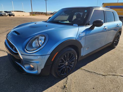 Used 2017 MINI Cooper Clubman S image 3
