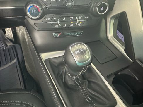 Used 2018 Chevrolet Corvette Stingray Coupe w/ Battery Protection Package image 21