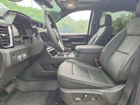 Used 2025 GMC Sierra 2500 Denali w/ Denali Reserve Package AWD/4WD image 5