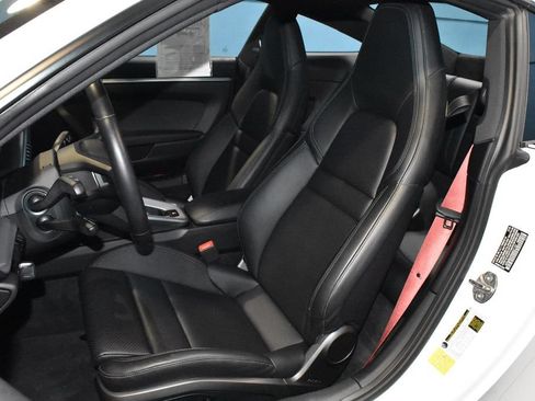 Used 2021 Porsche 911 Carrera S RWD image 5