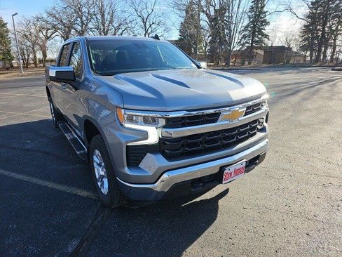 Used 2025 Chevrolet Silverado 1500 LT image 7