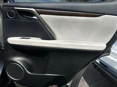 Used 2020 Lexus RX 450h AWD w/ Premium Package image 34