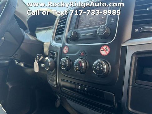 Used 2024 RAM 1500 Classic SLT AWD/4WD image 9