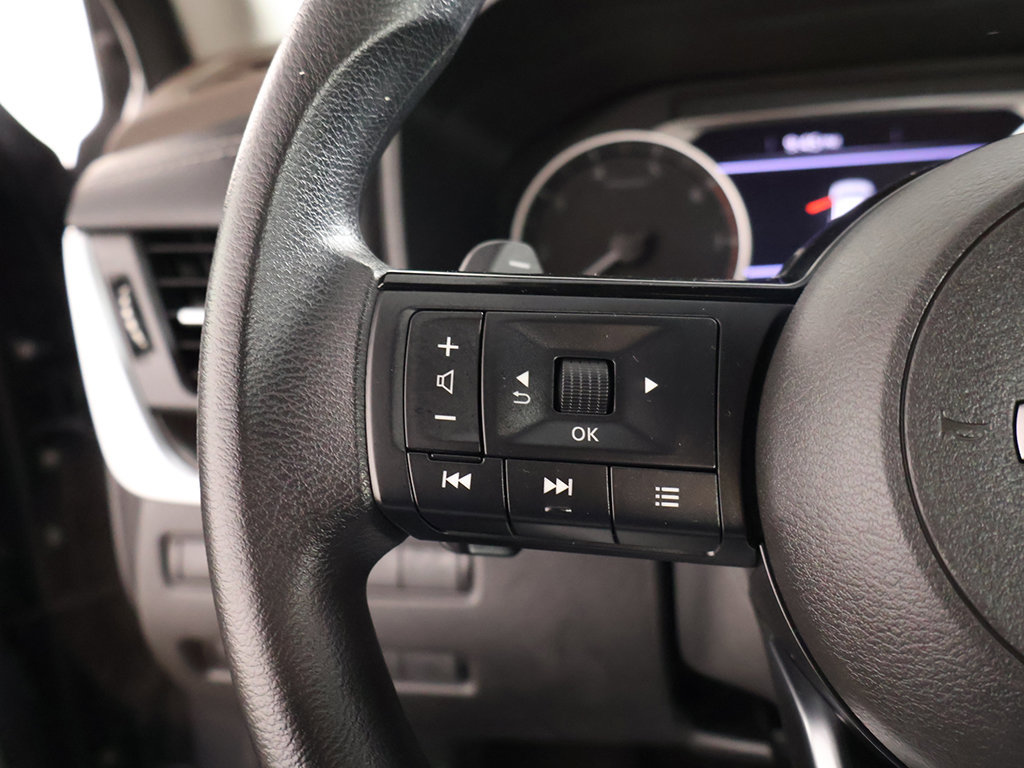Used 2023 Nissan Rogue SV AWD/4WD image 39