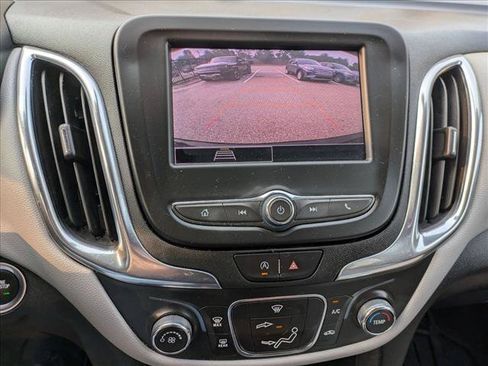 Used 2023 Chevrolet Equinox LS w/ LS Convenience Package AWD/4WD image 13