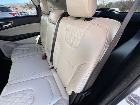 Certified 2023 Ford Edge Titanium image 23