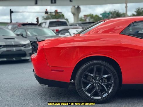 Used 2021 Dodge Challenger R/T w/ Blacktop Package RWD image 9