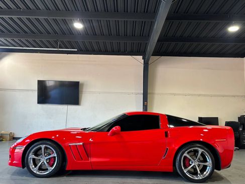 Used 2012 Chevrolet Corvette Grand Sport w/ Battery Protection Package RWD image 7