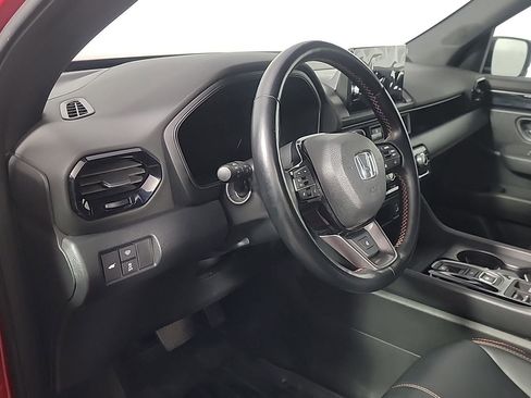 Certified 2023 Honda Pilot TrailSport image 17