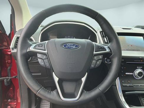 Used 2017 Ford Edge Titanium w/ Equipment Group 301A AWD/4WD image 10