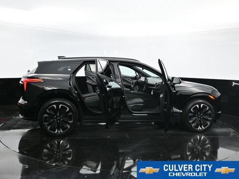 New 2025 Chevrolet Blazer EV RS RWD image 41