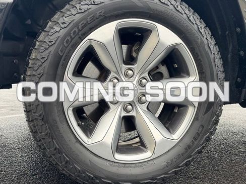 Used 2021 RAM 1500 Limited image 32