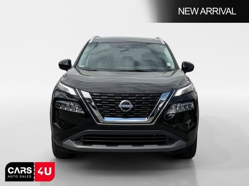 Used 2023 Nissan Rogue SV w/ SV Premium B Package image 2
