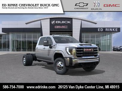 New 2026 GMC Sierra 3500 SLE
