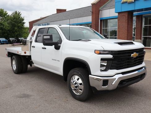 New 2026 Chevrolet Silverado 3500 W/T w/ WT Convenience Package AWD/4WD image 3