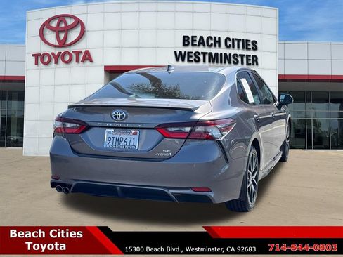 Certified 2024 Toyota Camry SE FWD image 11
