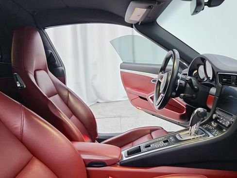 Used 2017 Porsche 911 Targa 4S image 28