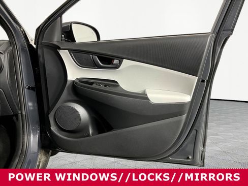 Used 2023 Hyundai Kona SE AWD/4WD image 26