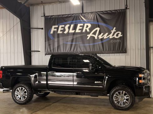 Used 2017 Chevrolet Silverado 2500 High Country w/ Duramax Plus Package AWD/4WD image 3