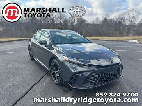 New 2026 Toyota Camry SE image 1