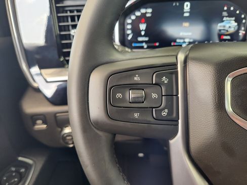 Used 2026 GMC Sierra 1500 SLT RWD image 28