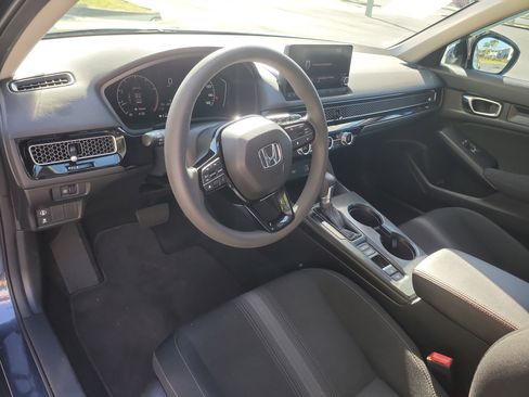 Used 2023 Honda Civic LX image 17