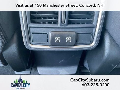 Used 2024 Subaru Forester Premium AWD/4WD image 17