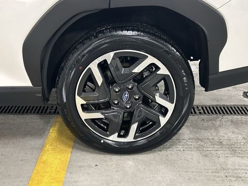 Certified 2025 Subaru Forester Premium image 11