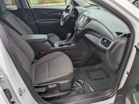 Used 2024 Chevrolet Equinox LT image 5