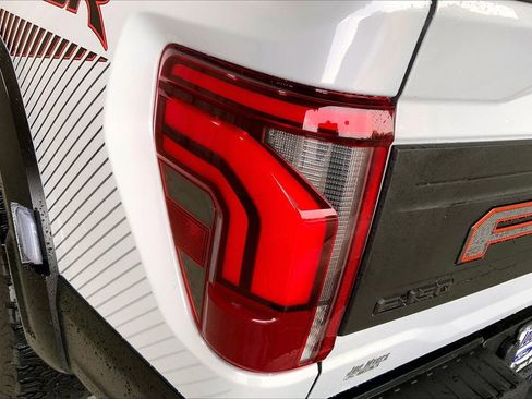 Used 2025 Ford F150 Raptor AWD/4WD image 13