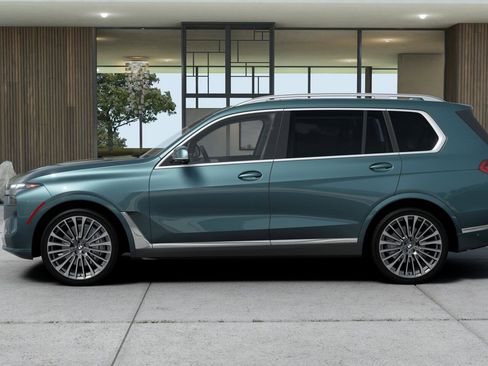 Used 2026 BMW X7 xDrive40i image 4