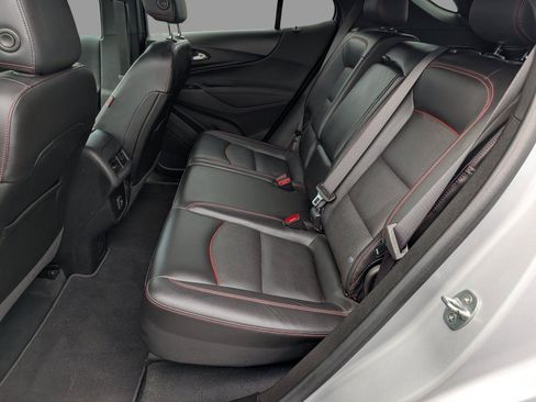 Used 2022 Chevrolet Equinox RS w/ RS Leather Package FWD image 31