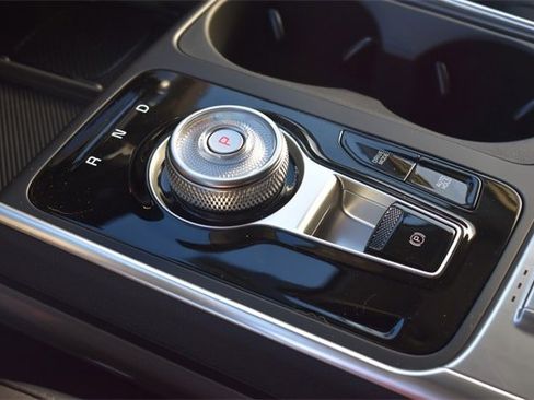 New 2026 Kia Carnival EX image 26