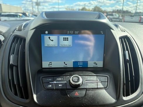 Used 2019 Ford Escape SE image 15