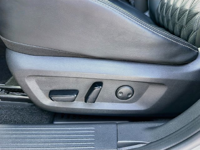 Used 2021 Nissan Rogue Platinum FWD image 25